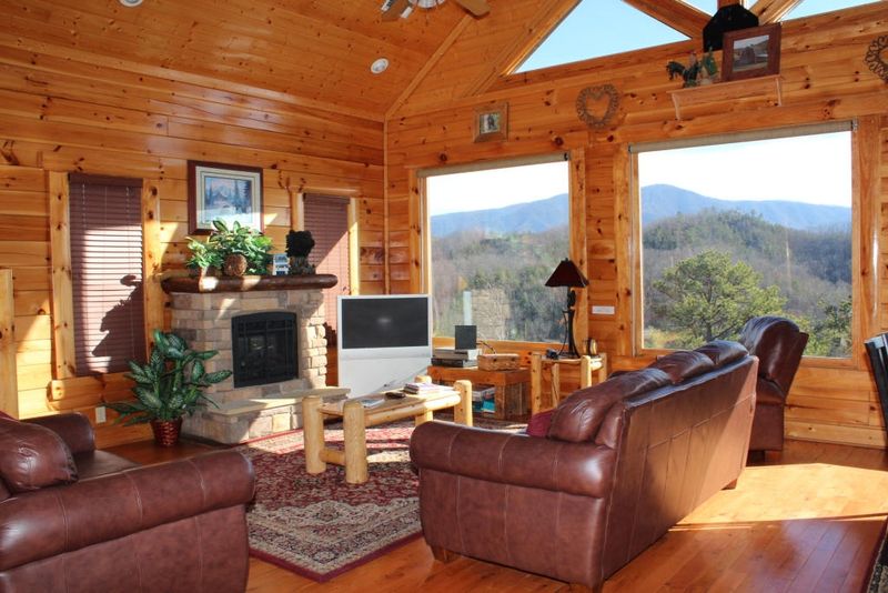 2854 White Oak Ridge Ln, Sevierville, TN 37862