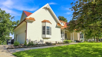 286 Bobcat Tr, Caryville, TN 37714