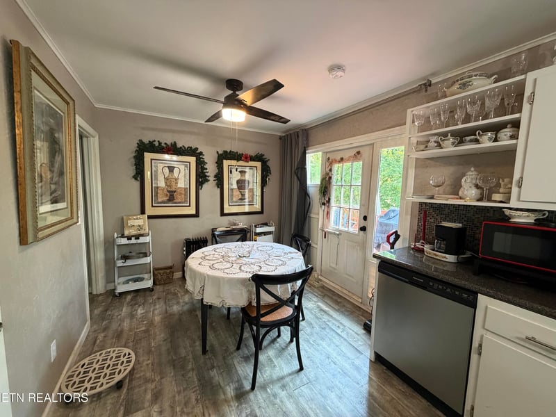 2860 Boyds Creek Hwy, Sevierville, TN 37876