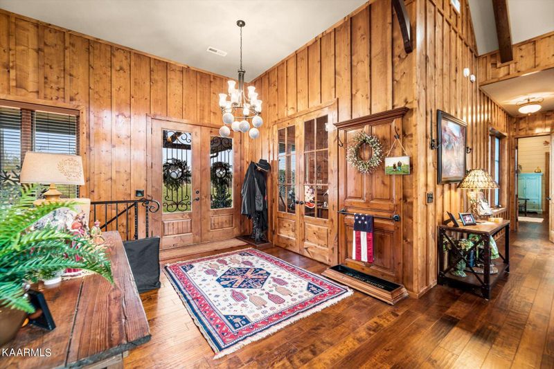 2863 Summit Trails Dr, Sevierville, TN 37862