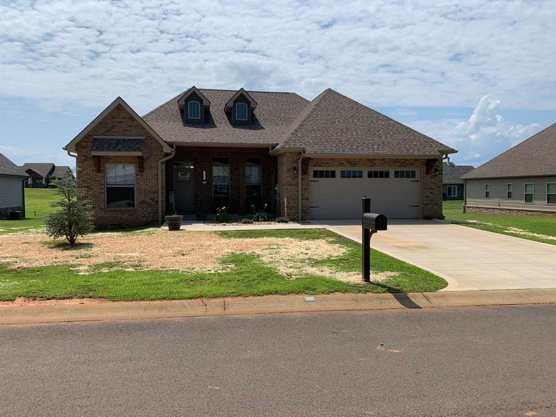 2868 Alden Glenn Ct, Sevierville, TN 37876