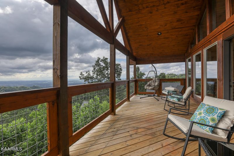 2868 Eagle Crest Way, Sevierville, TN 37876