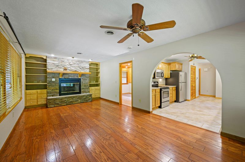 2869 Easy St, Sevierville, TN 37862