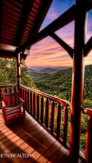 2869 White Oak Ridge Ln, Sevierville, TN 37862