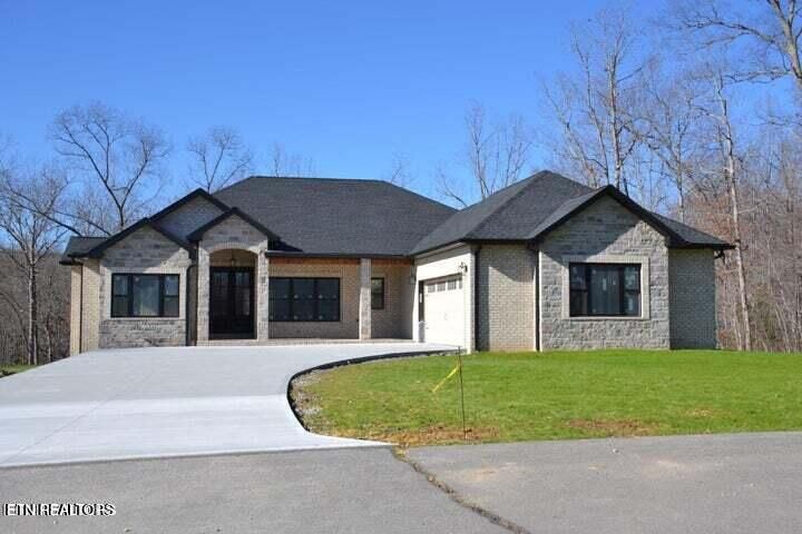 287 Hickory Gap Ln, Crossville, TN 38571