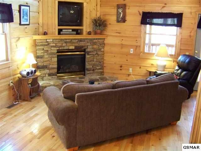 2871 Joyner Hills Way, Sevierville, TN 37876
