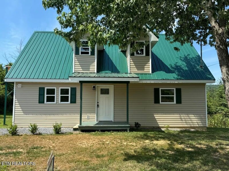2875 Cedar Bluff Rd, Sevierville, TN 37863