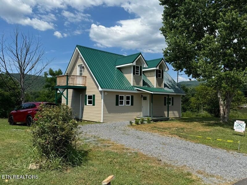 2875 Cedar Bluff Rd, Sevierville, TN 37863