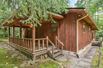 2876 Mcmahan Sawmill Rd, Sevierville, TN 37862