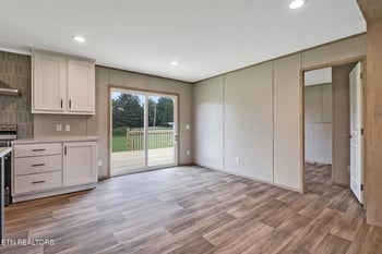 288 Bob Austin Rd, Crossville, TN 38571