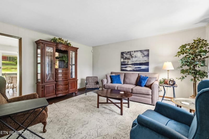 288 Mountain View Rd, Heiskell, TN 37754