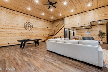 2881 Caughron Mountain Rd, Sevierville, TN 37876