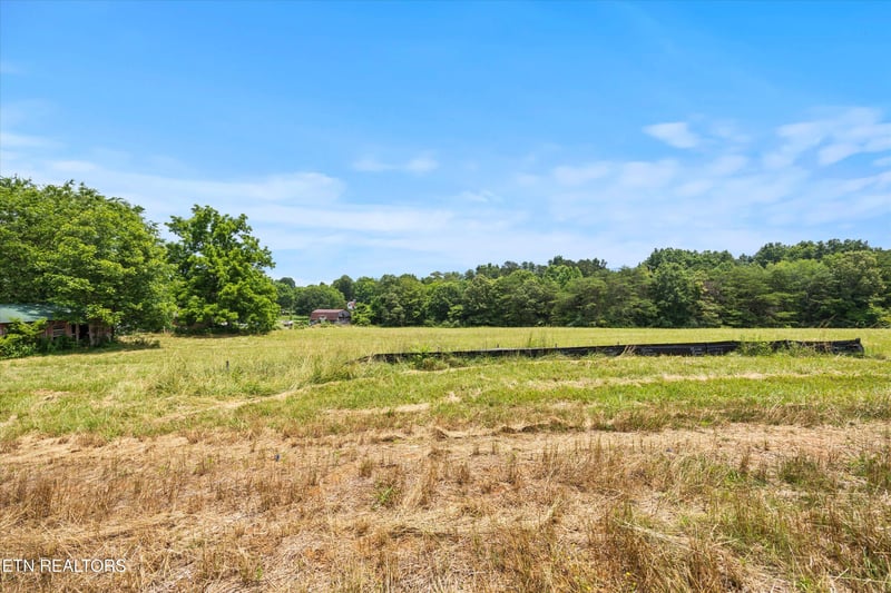 2885 Norcross Rd, Maryville, TN 37803