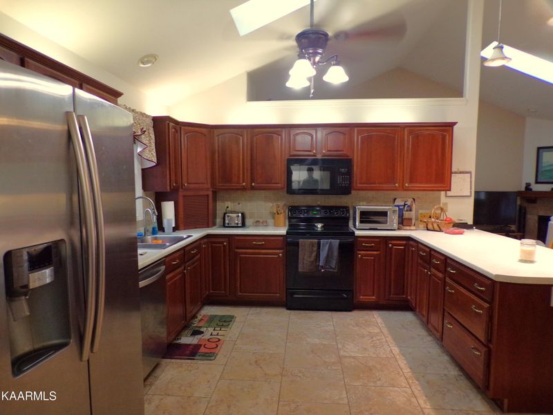 29 Clason Point, Fairfield Glade, TN 38558
