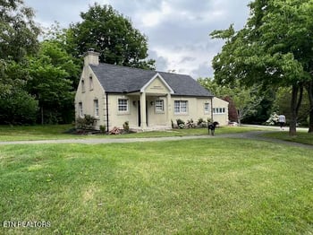 29 E Circle Dr, Norris, TN 37828