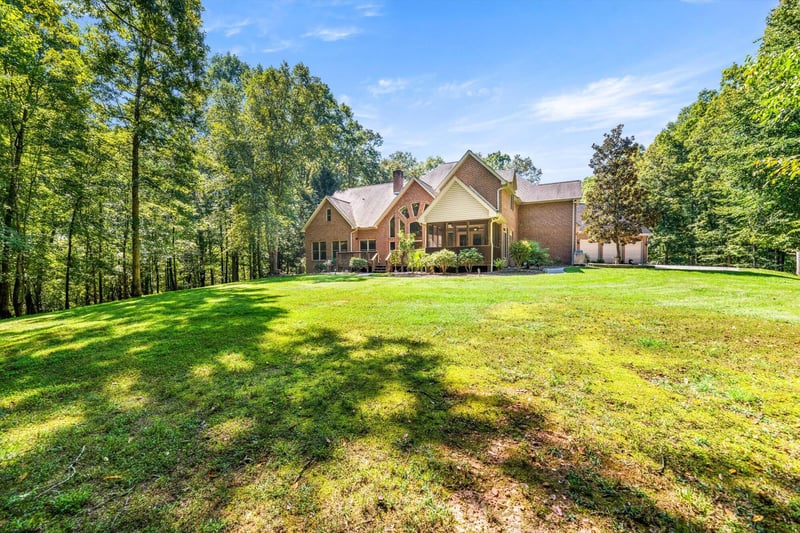 29 E Norris Rd, Norris, TN 37828