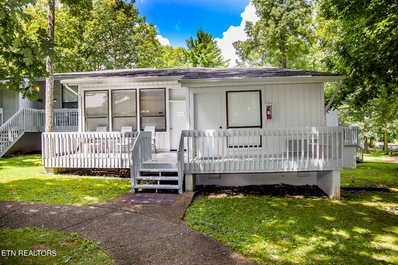 29 Eagle Ct, Crossville, TN 38558
