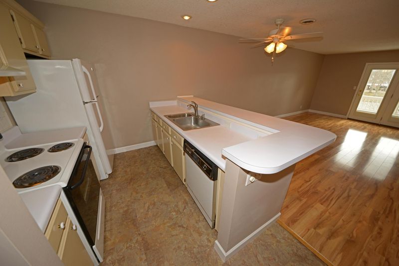 29 Lakeshore Ter #7, Fairfield Glade, TN 38558