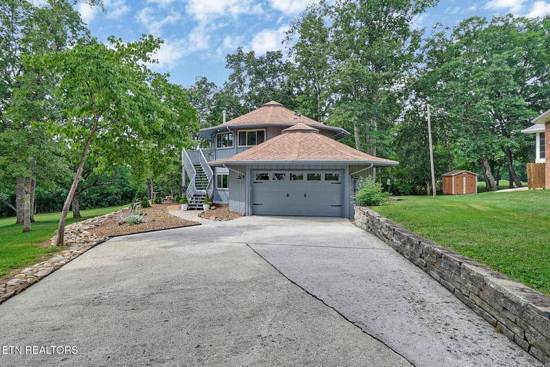 29 Sugarbush Ln, Crossville, TN 38558