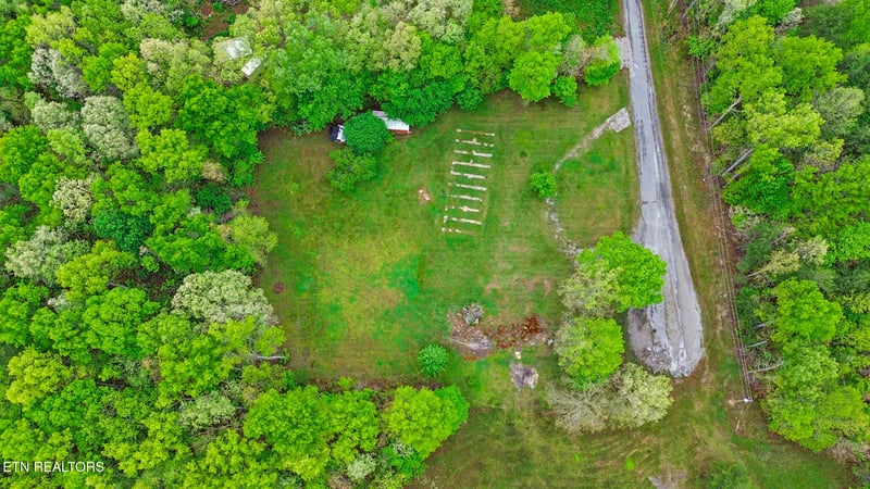 29 Wallop Ln, Crossville, TN 38571