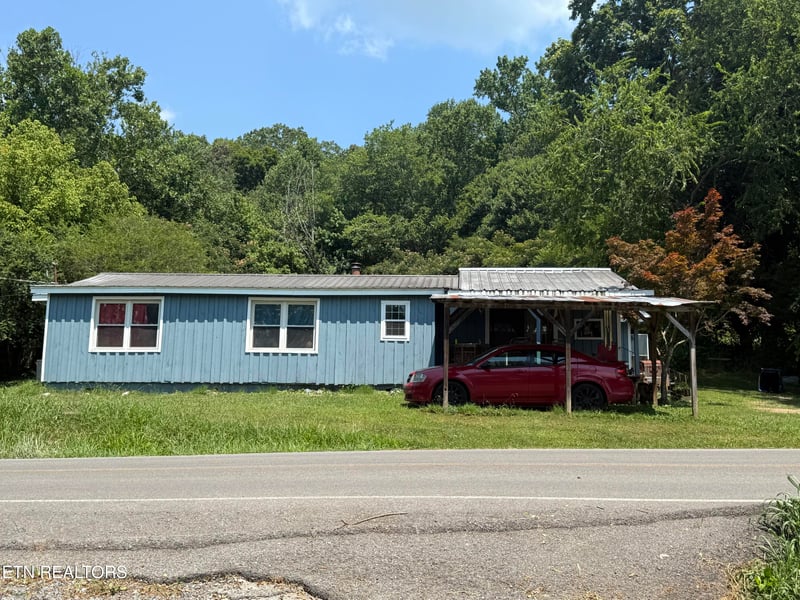 290 Bull Run Rd, Powell, TN 37849