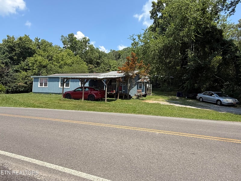 290 Bull Run Rd, Powell, TN 37849