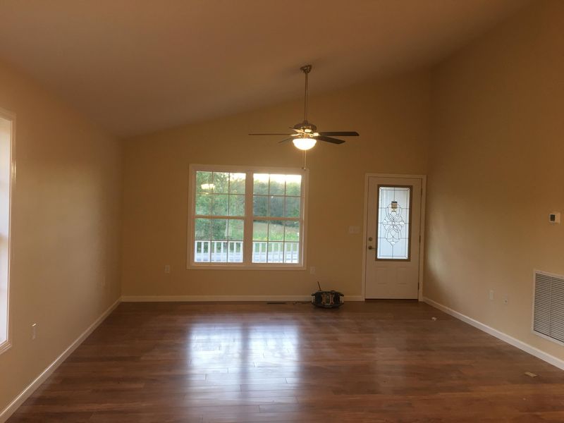290 County Garage Rd, Crossville, TN 38557