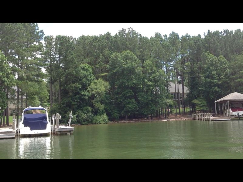 290 Marsh Hawk Dr, Vonore, TN 37885