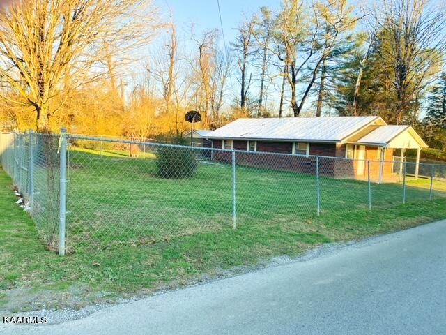 290 Smokey Rd, Rutledge, TN 37861