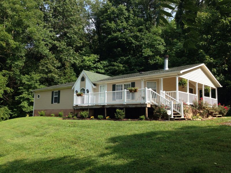 2900 Fish Hatchery Rd, Morristown, TN 37813