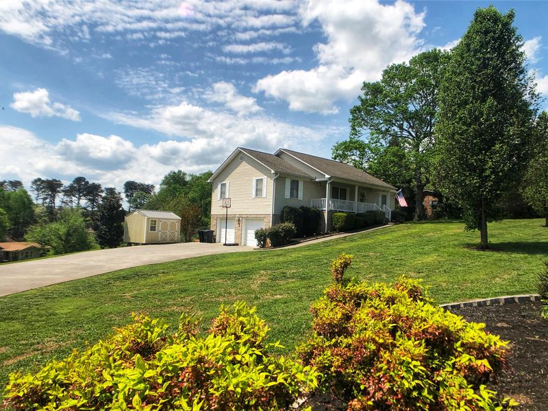 2902 Rambling Rd, Maryville, TN 37801