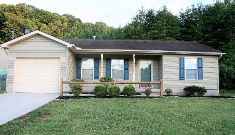 2904 Muzzle Ln, Knoxville, TN 37918