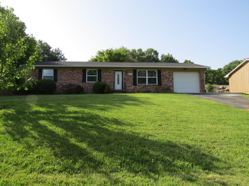 2905 Gordon Pl #4, Knoxville, TN 37918