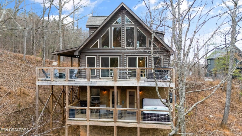 2906 Joyner Hills Ln, Sevierville, TN 37876