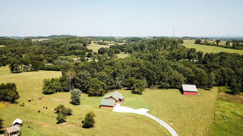 2906 Meadow Road West, Greenback, TN 37742