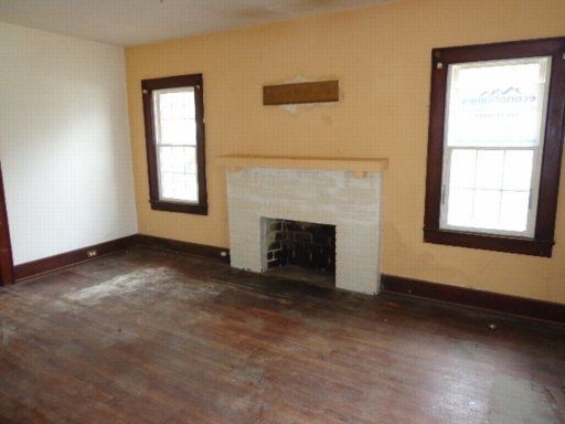 2906 Tecoma Dr, Knoxville, TN 37917