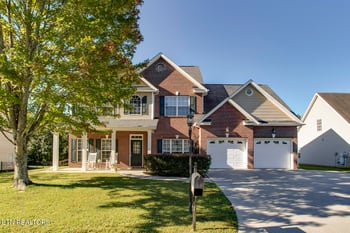 2906 Timber Green Ln, Knoxville, TN 37921
