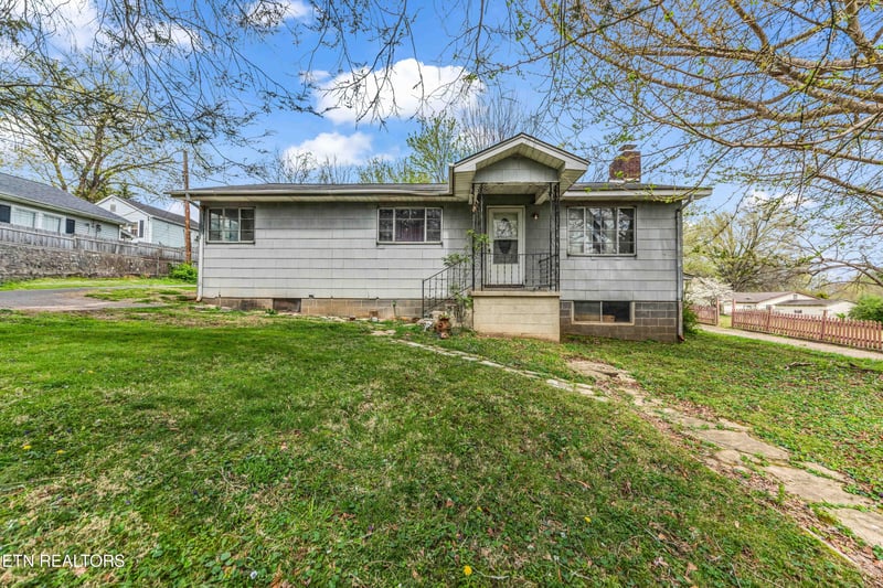 2909 Montbelle Dr, Knoxville, TN 37918