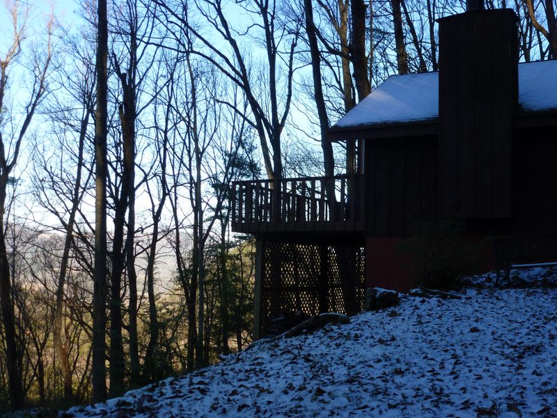 291 Little Mountain Way, Townsend, TN 37882