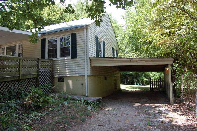 2911 Denson Ave, Knoxville, TN 37921