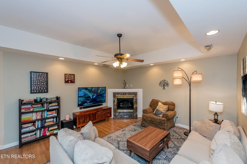 2912 Dominion Dr, Maryville, TN 37803