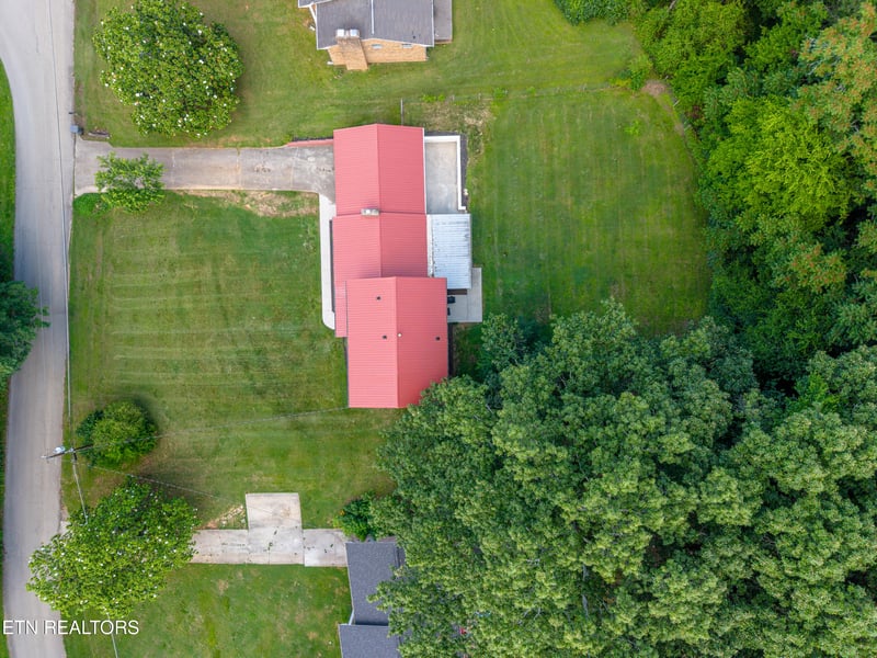 2912 Marvin Cir, Maryville, TN 37803