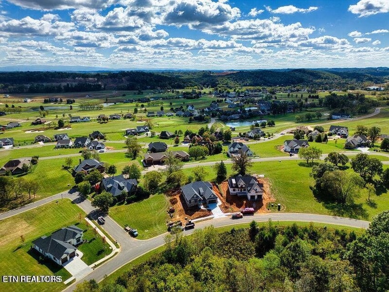 2912 Persimmon Rg, Loudon, TN 37774