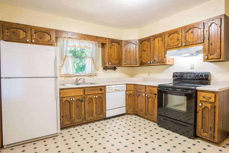 2913 Arbor Pl, Knoxville, TN 37917