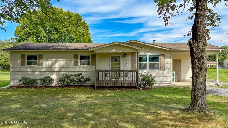 2913 Dixon Rd, Maryville, TN 37801