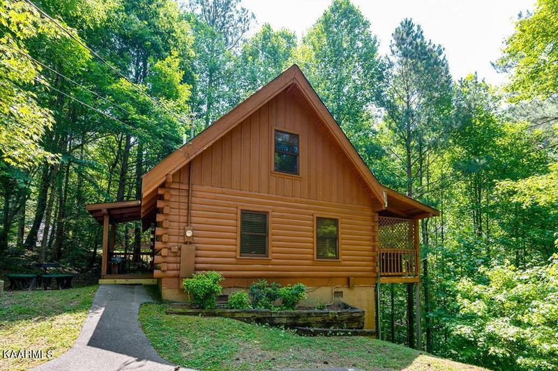 2914 Lightfoot Way, Sevierville, TN 37862