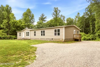 2919 Morgan County Hwy, Wartburg, TN 37887