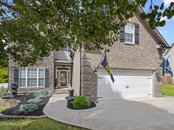 2919 Timber Green Ln, Knoxville, TN 37921