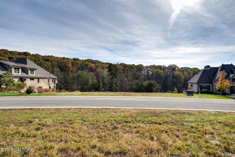 292 Beckets Way, Lenoir City, TN 37772
