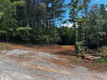 292 Cody Ln, Madisonville, TN 37354
